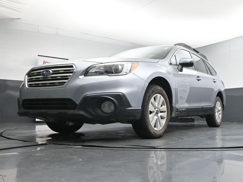 Used 2017 Subaru Outback 2.5i Premium AWD/4WD image 20