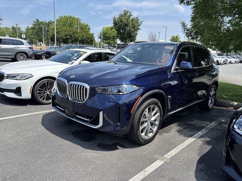 Used 2026 BMW X5 xDrive40i w/ Climate Comfort Package AWD/4WD image 12