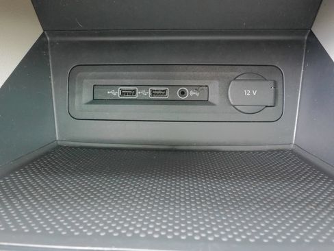 Used 2020 Volkswagen Atlas SEL AWD/4WD image 30