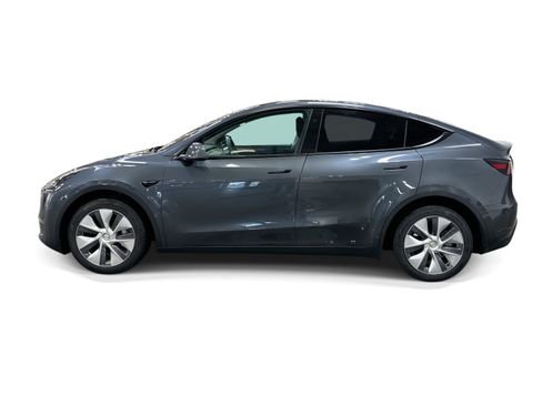 Certified 2023 Tesla Model Y AWD image 3