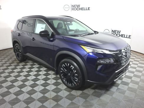 New 2026 Nissan Rogue Dark Armor image 4