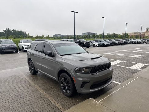 Used 2021 Dodge Durango GT AWD/4WD image 2