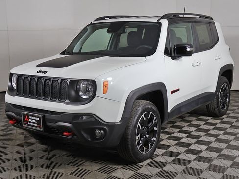 Used 2023 Jeep Renegade Trailhawk w/ Trailer Tow Group image 7