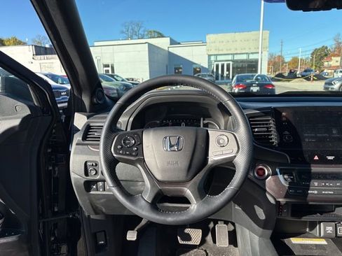 Used 2023 Honda Passport EX-L image 19