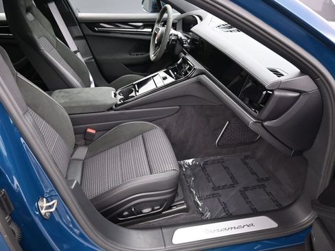 Certified 2026 Porsche Panamera RWD image 29