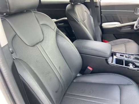 Used 2023 Kia Sorento SX FWD image 25