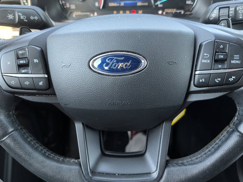 Used 2020 Ford Explorer XLT w/ Equipment Group 202A AWD/4WD image 13