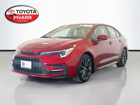 Used 2025 Toyota Corolla SE FWD image 1