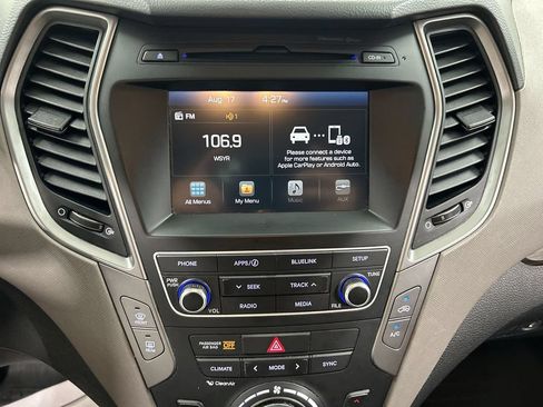 Used 2017 Hyundai Santa Fe Sport FWD image 14