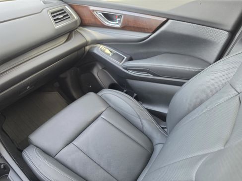 Used 2025 Subaru Ascent Touring w/ Popular Package #1 image 19