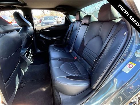 Used 2019 Toyota Avalon Touring w/ Advanced Safety Package image 21