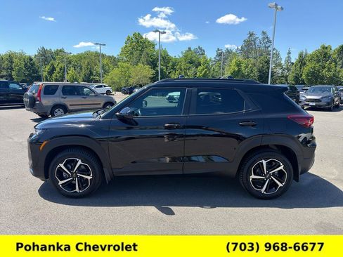Certified 2022 Chevrolet TrailBlazer RS w/ Technology Package AWD/4WD image 4