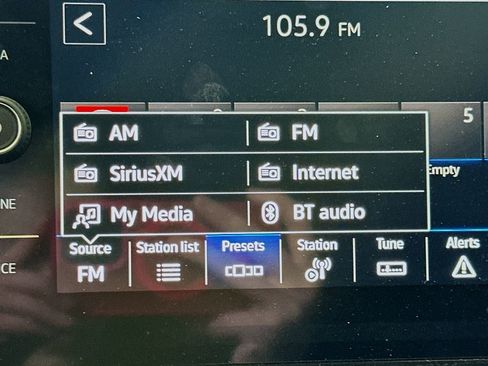 Used 2022 Volkswagen Atlas Cross Sport SEL R-Line image 28