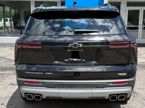 Used 2026 Chevrolet Traverse LT w/ Sun and Wheel Package AWD/4WD image 6