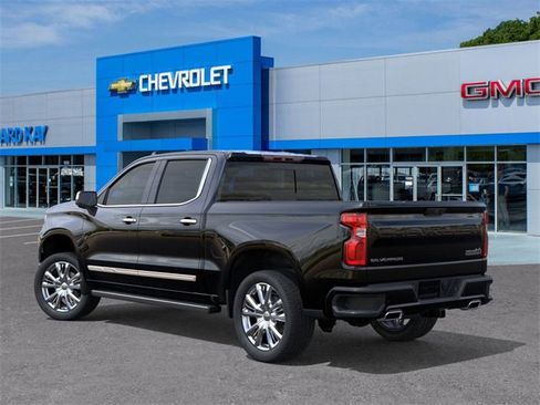 New 2026 Chevrolet Silverado 1500 High Country image 3