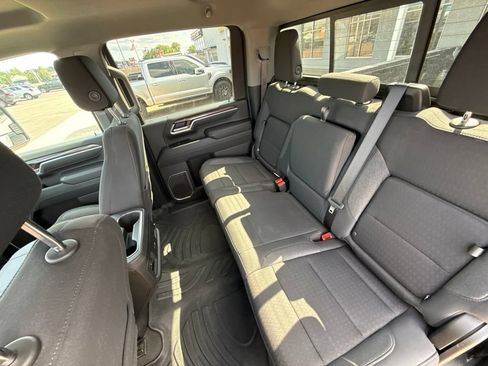 Used 2025 Chevrolet Silverado 3500 LT AWD/4WD image 10