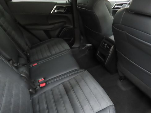 New 2026 Mitsubishi Outlander SE AWD/4WD image 23