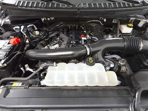 Used 2024 Ford Expedition Limited image 37