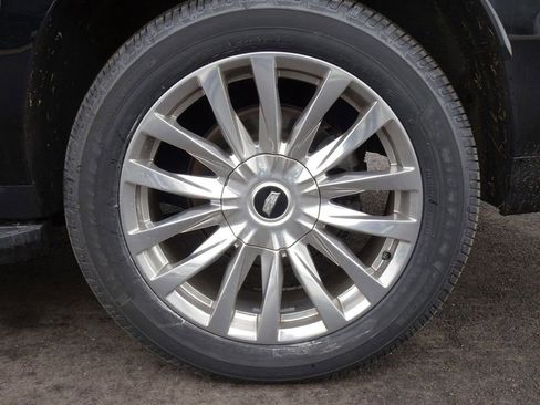 Used 2021 Cadillac Escalade ESV Premium Luxury w/ Driver Assist Tech Package image 23