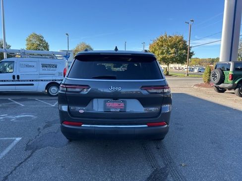 Used 2022 Jeep Grand Cherokee L Limited image 6