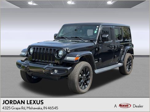Used 2021 Jeep Wrangler Unlimited Sahara image 1
