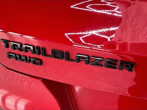 Used 2026 Chevrolet TrailBlazer RS w/ Convenience Package AWD/4WD image 25