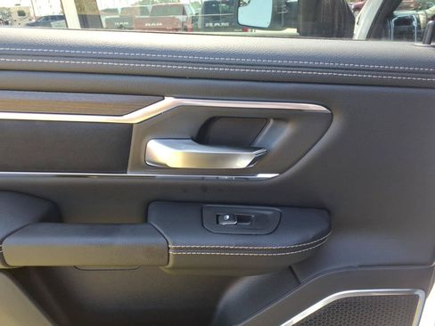 New 2026 RAM 1500 Laramie w/ Chrome Appearance Group AWD/4WD image 7