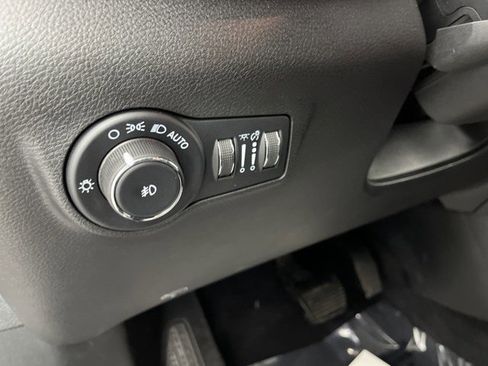 Used 2023 Jeep Compass Limited w/ Elite Group AWD/4WD image 26