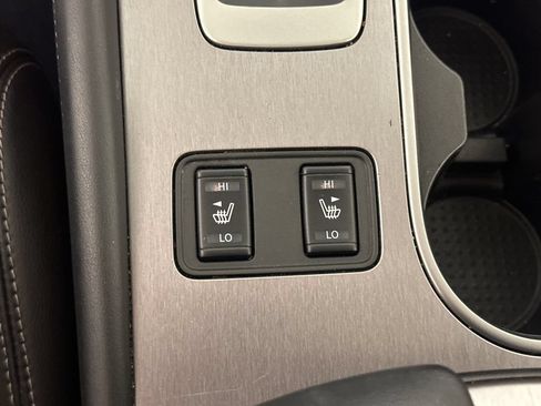 Used 2020 Nissan Murano SL w/ Moonroof Package FWD image 32