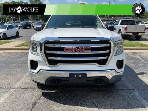 Used 2019 GMC Sierra 1500 SLE w/ SLE Value Package AWD/4WD image 2
