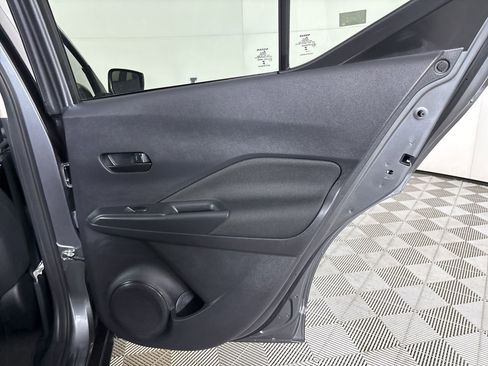 Used 2025 Nissan Kicks Play S image 22