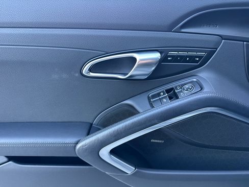 Used 2015 Porsche 911 Carrera S image 12