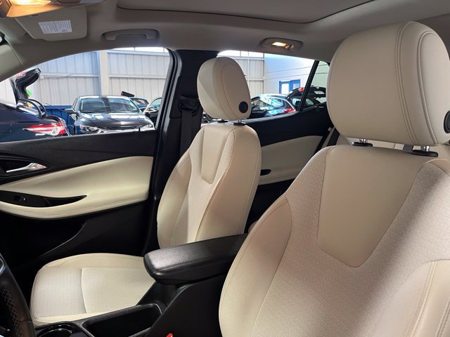Used 2022 Buick Encore GX Select w/ Advanced Technology Package FWD image 23