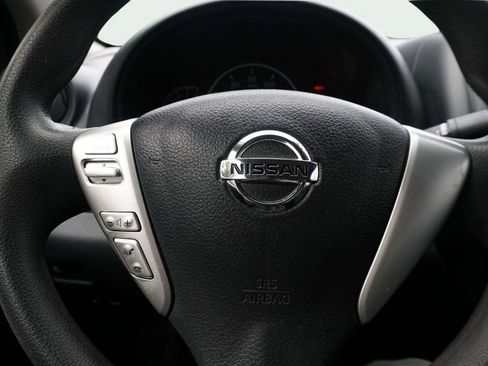 Used 2018 Nissan Versa S FWD image 21