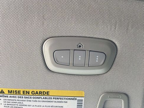Used 2023 Jeep Grand Cherokee L Limited RWD image 29