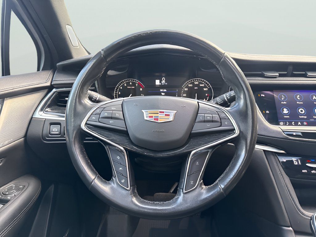 Used 2020 Cadillac XT5 Premium Luxury w/ LPO, Floor Liner Package AWD/4WD image 17