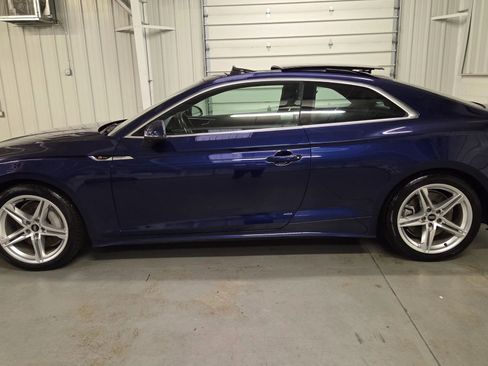 Used 2022 Audi A5 2.0T Premium Plus image 3