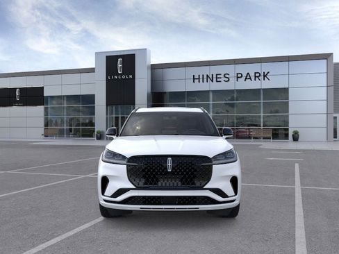 New 2026 Lincoln Aviator Reserve image 6