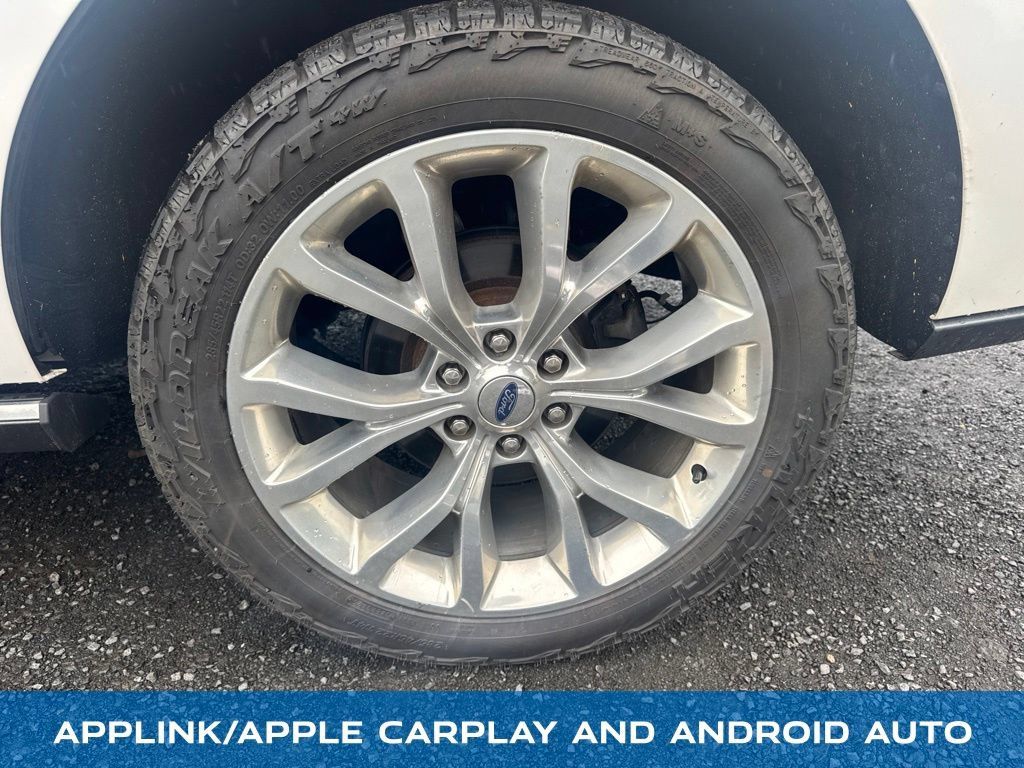 Used 2019 Ford Expedition Limited w/ Equipment Group 302A AWD/4WD image 24