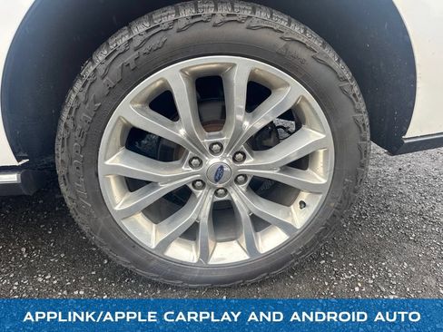 Used 2019 Ford Expedition Limited w/ Equipment Group 302A AWD/4WD image 24