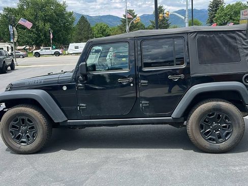 Used 2016 Jeep Wrangler Unlimited Sport AWD/4WD image 6