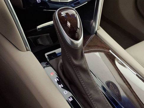 Used 2016 Cadillac XTS Luxury w/ Driver Awareness Package image 16