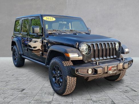 Used 2022 Jeep Wrangler Unlimited Sport AWD/4WD image 3