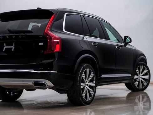 Used 2021 Volvo XC90 T8 Inscription image 9