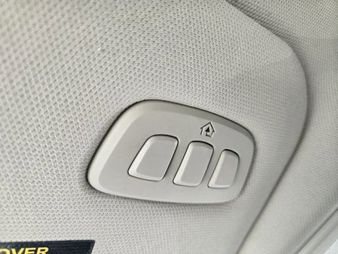 Used 2022 Lincoln Corsair AWD w/ Equipment Group 101A image 18