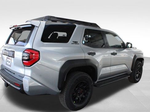 New 2026 Toyota 4Runner TRD Off-Road Premium AWD/4WD image 15