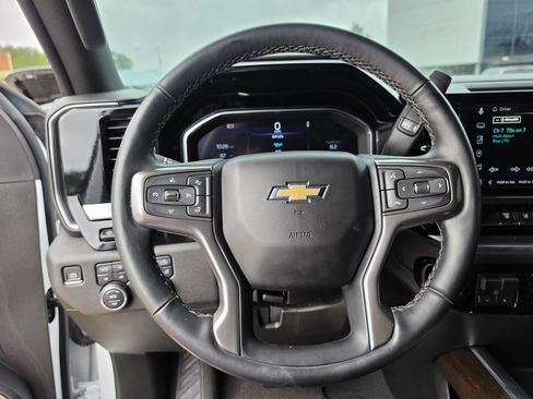 Used 2024 Chevrolet Silverado 3500 High Country w/ Technology Package AWD/4WD image 25