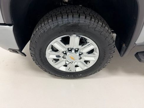 Certified 2024 Chevrolet Silverado 2500 High Country w/ High Country Premium Package AWD/4WD image 19