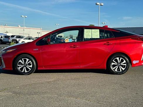 Certified 2019 Toyota Prius Prime Premium image 9