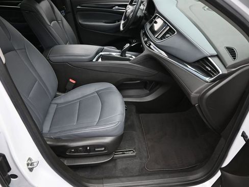 Used 2021 Buick Enclave Premium w/ Sun and Sites Package image 7